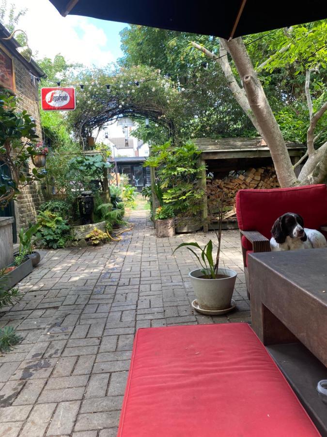 The Coach House Apartamento Bromley Exterior foto